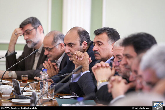 رونمایی از کتاب طرح همیاران آب خراسان رضوی / عکس: محسن بخشنده / شهرآرا