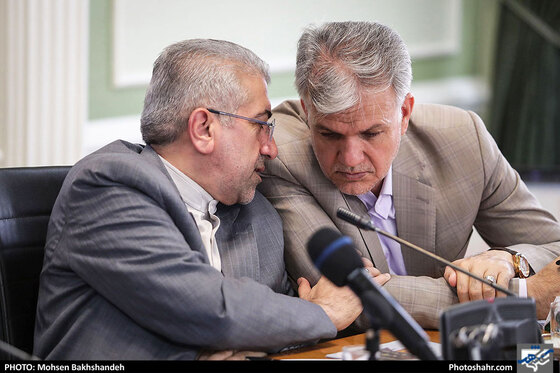 رونمایی از کتاب طرح همیاران آب خراسان رضوی / عکس: محسن بخشنده / شهرآرا