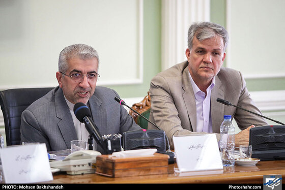 رونمایی از کتاب طرح همیاران آب خراسان رضوی / عکس: محسن بخشنده / شهرآرا