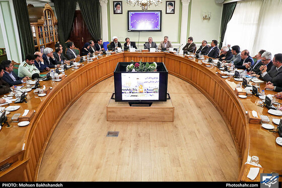 رونمایی از کتاب طرح همیاران آب خراسان رضوی / عکس: محسن بخشنده / شهرآرا