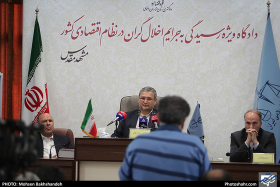 دوازدهمین جلسه دادگاه رسیدگی به پرونده شرکت پدیده شاندیز‎ -عکاس:محسن بخشنده/ شهرآرا