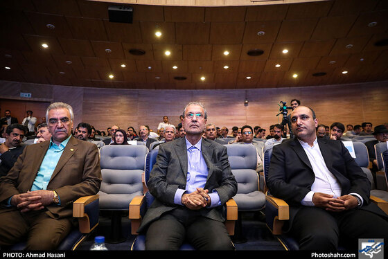 مراسم بزرگداشت دهمین سال انتشار روزنامه شهرآرا / عکس: احمد حسنی / شهرآرا