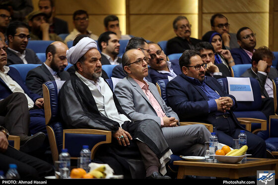 مراسم بزرگداشت دهمین سال انتشار روزنامه شهرآرا / عکس: احمد حسنی / شهرآرا