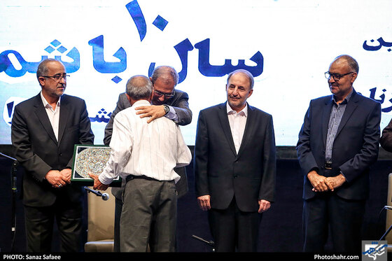 مراسم بزرگداشت دهمین سال انتشار روزنامه شهرآرا / عکس: ساناز صفایی / شهرآرا