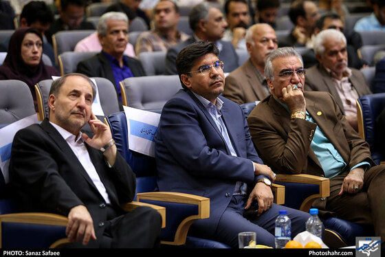 مراسم بزرگداشت دهمین سال انتشار روزنامه شهرآرا / عکس: ساناز صفایی / شهرآرا