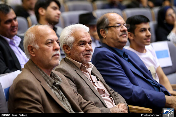 مراسم بزرگداشت دهمین سال انتشار روزنامه شهرآرا / عکس: ساناز صفایی / شهرآرا