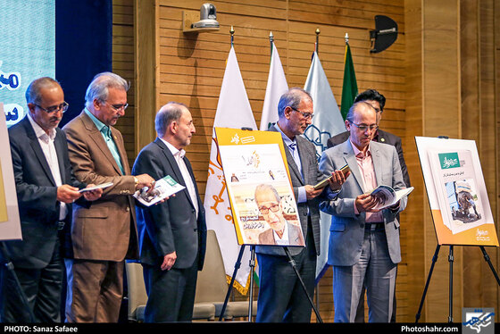 مراسم بزرگداشت دهمین سال انتشار روزنامه شهرآرا / عکس: ساناز صفایی / شهرآرا