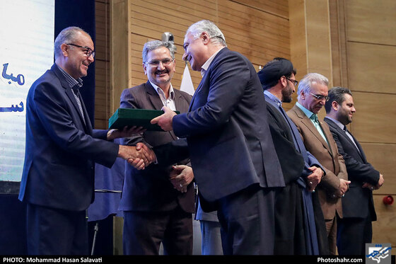 مراسم بزرگداشت دهمین سال انتشار روزنامه شهرآرا / عکس: محمدحسن صلواتی / شهرآرا
