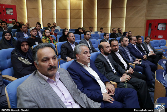 مراسم بزرگداشت دهمین سال انتشار روزنامه شهرآرا / عکس: حسین شریعت / شهرآرا