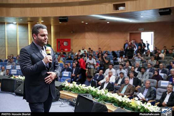 مراسم بزرگداشت دهمین سال انتشار روزنامه شهرآرا / عکس: حسین شریعت / شهرآرا
