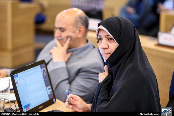 حضور اعضای تیم فوتبال پدیده در جلسه علنی شورای شهر