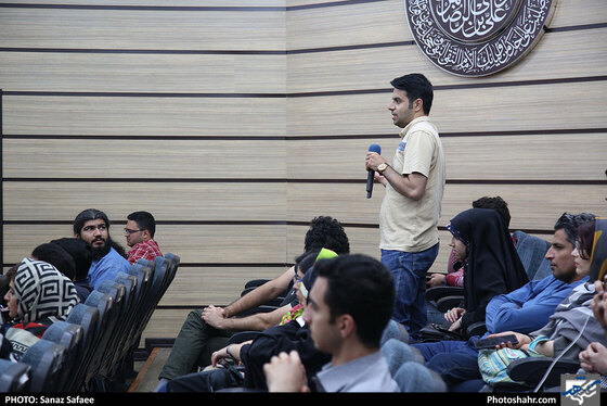 دومین نشست عکاسی در فرهنگسرای رسانه با حضور روشن نوروزی / عکس ساناز صفایی / شهرآرا