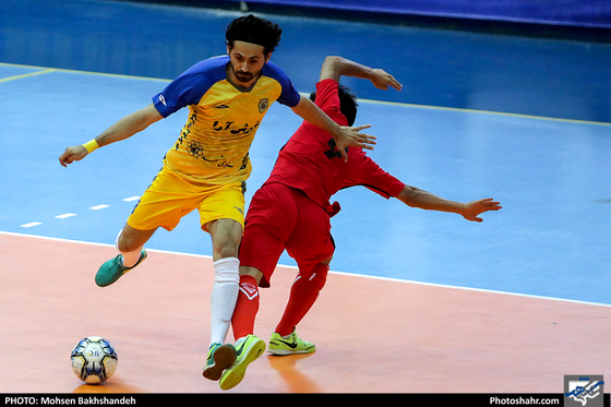لیگ برتر فوتسال/ مسابقه فرش آرا مشهد و سن‌ایچ ساوه‎-عکاس: محسن بخشنده/ شهرآرا
