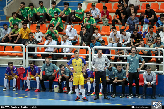 لیگ برتر فوتسال/ مسابقه فرش آرا مشهد و سن‌ایچ ساوه‎-عکاس: محسن بخشنده/ شهرآرا