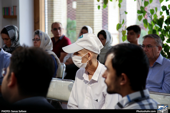 نشست نقد کتاب «گزیده رباعیات بیدل»