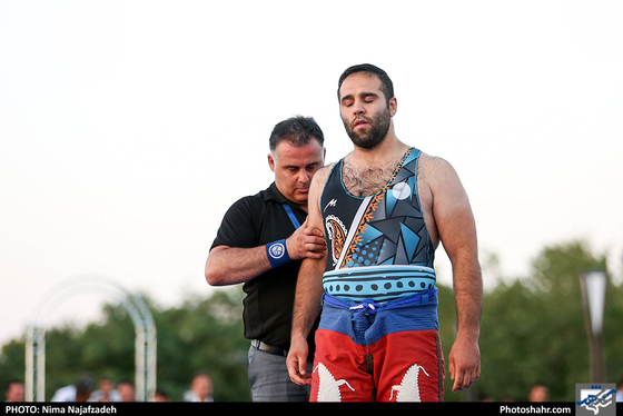 رقابت‌های کشتی پهلوانی جام توس - عکس : نیما نجف زاده / شهرآرا