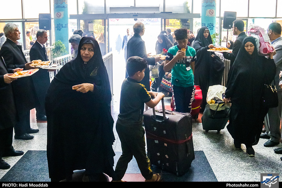 استقبال از زائران امام رضا-عکاس: هادی مودب/ شهرآرا