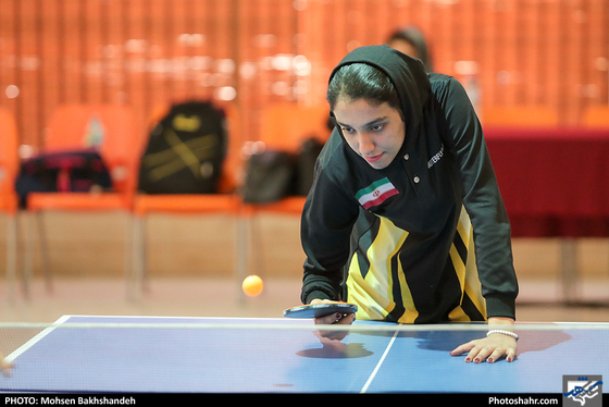 مسابقه تنیس روی میز اعضای خراسانی تیم ملی بانوان با کودکان همدم-عکاس: محسن بخشنده/ شهرآرا