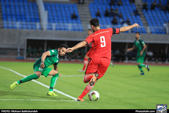 مسابقه پدیده شهرخودرو مشهد و ذوب آهن اصفهان‎ / عکس: محسن بخشنده / شهرآرا