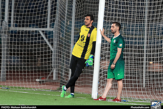 مسابقه پدیده شهرخودرو مشهد و ذوب آهن اصفهان‎ / عکس: محسن بخشنده / شهرآرا