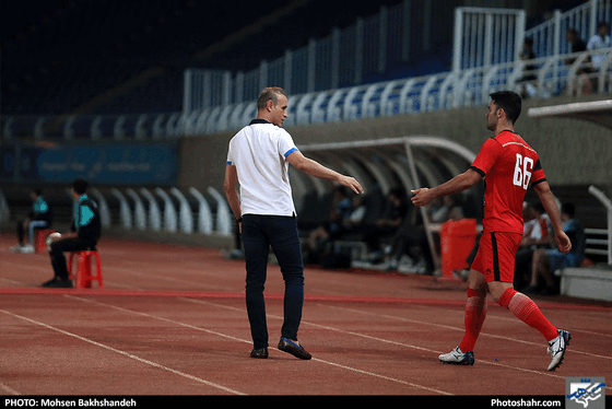 مسابقه پدیده شهرخودرو مشهد و ذوب آهن اصفهان‎ / عکس: محسن بخشنده / شهرآرا