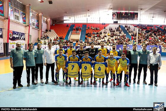لیگ برتر فوتسال/ مسابقه فرش آرا مشهد و هایپر شهر شاهین شهر‎ - عکس : محسن بخشنده / شهرآرا