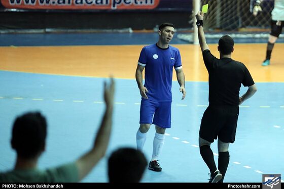 لیگ برتر فوتسال/ مسابقه فرش آرا مشهد و هایپر شهر شاهین شهر‎ - عکس : محسن بخشنده / شهرآرا