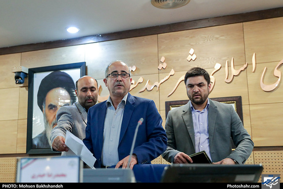  شصت و هفتمین جلسه علنی شورای شهر مشهد - عکس : محسن بخشنده / شهرآرا