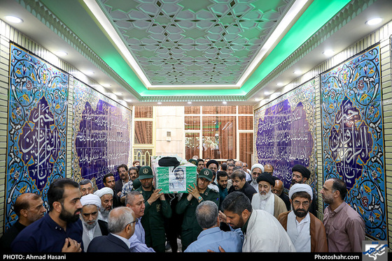 تشییع پیکر جانباز انقلاب «سید محمدعلی کاشف الحسینی» - عکاس: احمد حسنی / شهرآرا