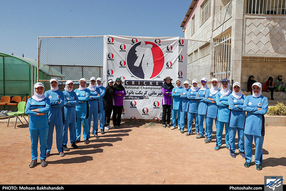 مسابقات قهرمانی کریکت بانوان کشور - عکاس: محسن بخشنده / شهرآرا