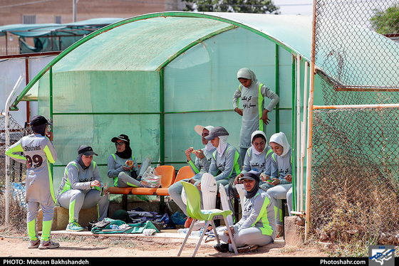 مسابقات قهرمانی کریکت بانوان کشور - عکاس: محسن بخشنده / شهرآرا