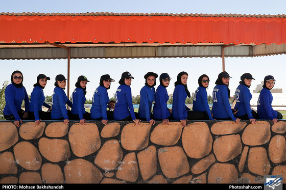 مسابقات قهرمانی کریکت بانوان کشور - عکاس: محسن بخشنده / شهرآرا