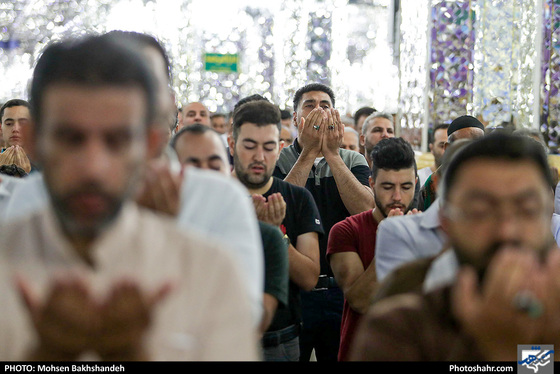 نماز عید قربان در حرم مطهر امام رضا (ع)