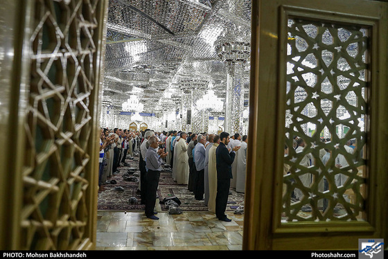 نماز عید قربان در حرم مطهر امام رضا (ع)