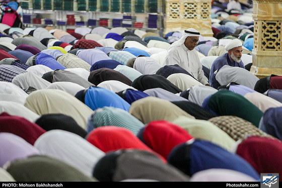 نماز عید قربان در حرم مطهر امام رضا (ع)