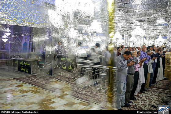 نماز عید قربان در حرم مطهر امام رضا (ع)