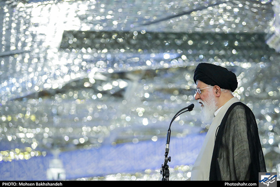 نماز عید قربان در حرم مطهر امام رضا (ع)