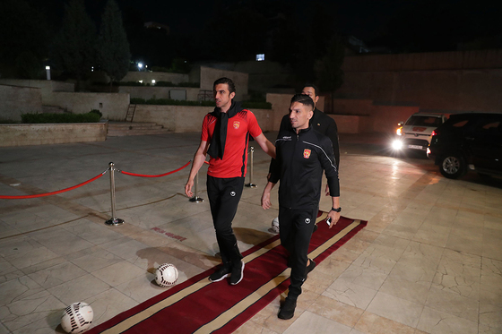 رونمایی از لباس جدید تیم فوتبال شهر خودروی مشهد