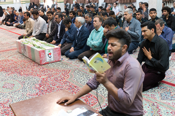  تشییع پیکر جانباز شهید هادی کاظم نژاد