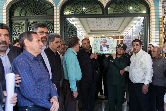  تشییع پیکر جانباز شهید هادی کاظم نژاد