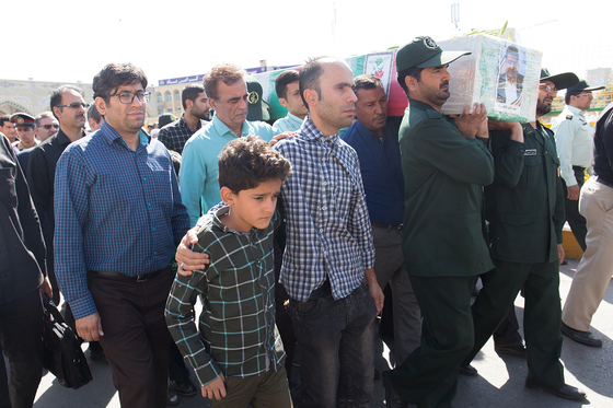  تشییع پیکر جانباز شهید هادی کاظم نژاد