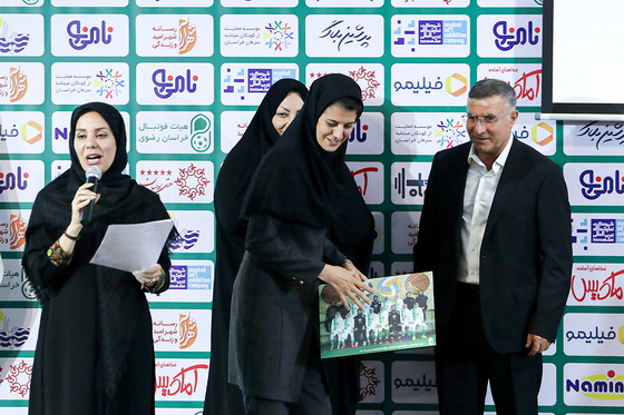  مراسم رونمایی از پیراهن تیم فوتسال بانوان هیات فوتبال خراسان رضوی