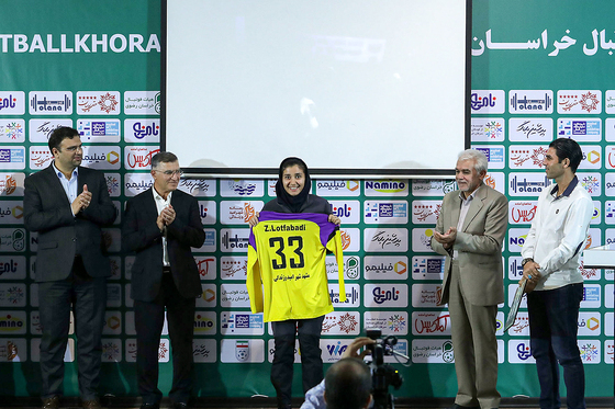  مراسم رونمایی از پیراهن تیم فوتسال بانوان هیات فوتبال خراسان رضوی