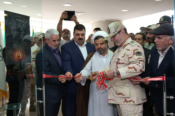 نمایشگاه گروهی عکس نگاه بانان خورشید 