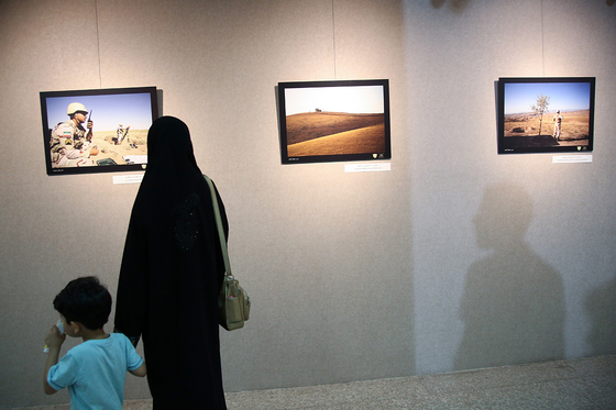 نمایشگاه گروهی عکس نگاه بانان خورشید 