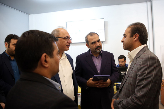 بازدید رئیس سازمان فناوری اطلاعات کشور از کارخانه نوآوری و شهرداری الکترونیک منطقه 12