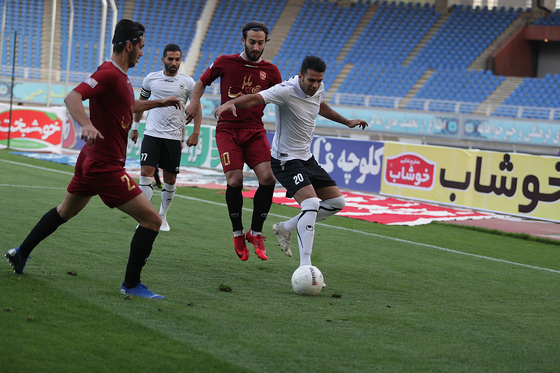 لیگ برتر فوتبال/ مسابقه شهرخودرو مشهد و شاهین شهرداری بوشهر