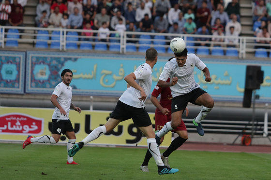 لیگ برتر فوتبال/ مسابقه شهرخودرو مشهد و شاهین شهرداری بوشهر