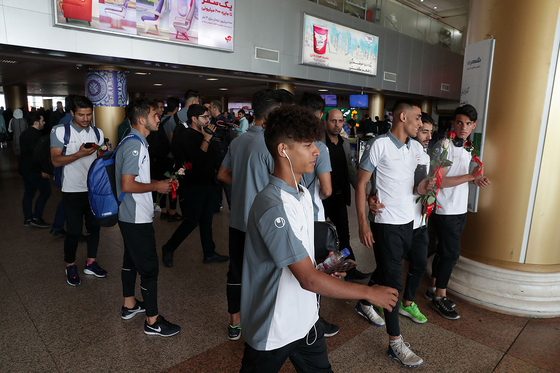 استقبال از تیم ملی فوتبال امید در فرودگاه شهید هاشمی نژاد مشهد