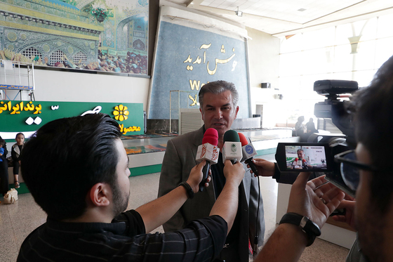 استقبال از تیم ملی فوتبال امید در فرودگاه شهید هاشمی نژاد مشهد